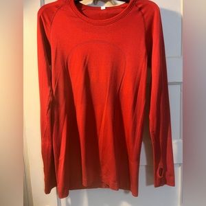 Lululemon long sleeve shirt